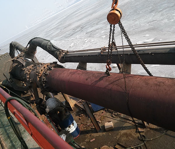 Hatch cover fireman repair