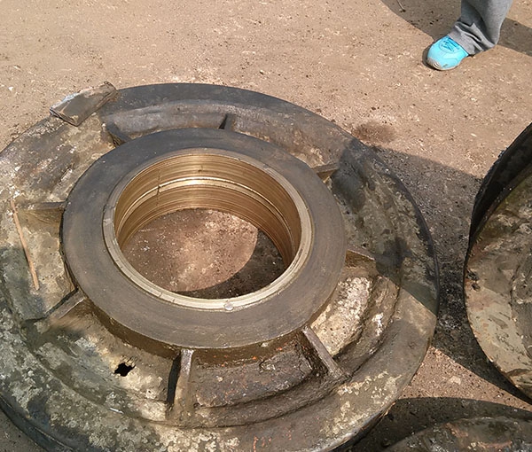Repair of slewing pulley of dredger